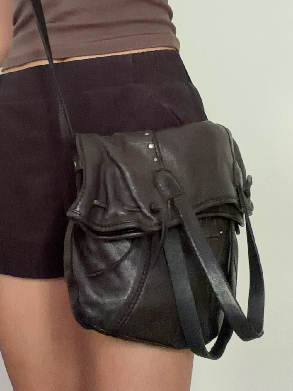 Lucky Brand Black Lambskin Leather cross Bag with Stud Accents - Picture 11 of 11